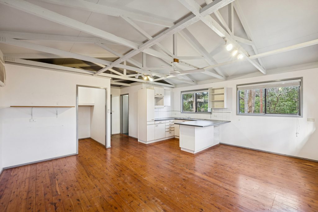 Sold - 40 Hawkins Parade - New Property in Blaxland - Real Estate by Stewart Lamont