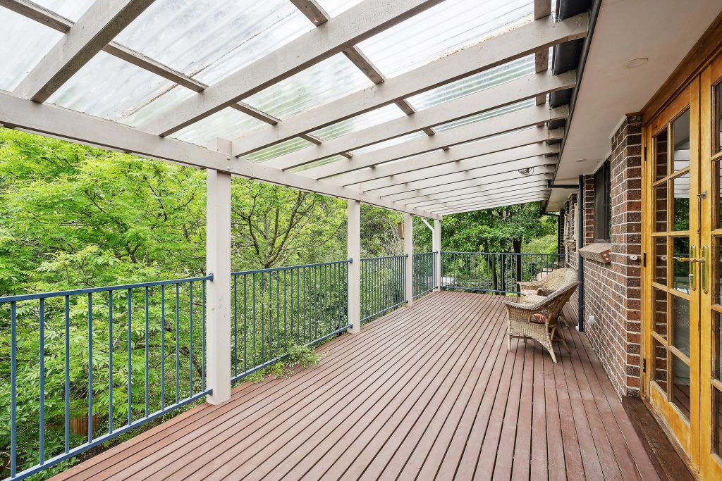 Sold - 36 Bunnal Avenue - New Property in Winmalee - Real Estate by Stewart Lamont