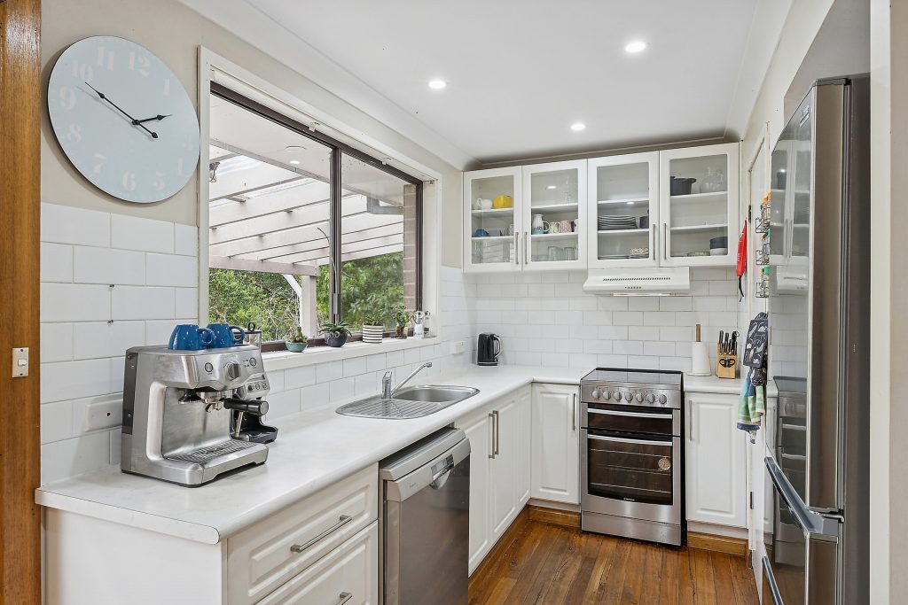 Sold - 36 Bunnal Avenue - New Property in Winmalee - Real Estate by Stewart Lamont