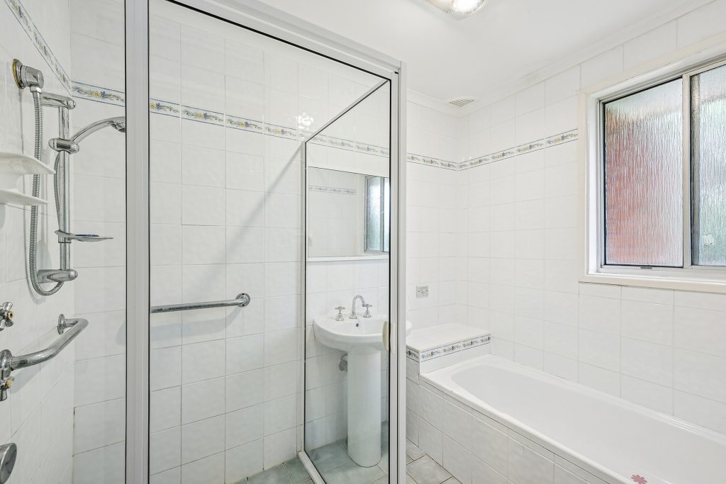 Sold - 230 Hawkesbury Road - New Property in Winmalee - Real Estate by Isla Czarnota