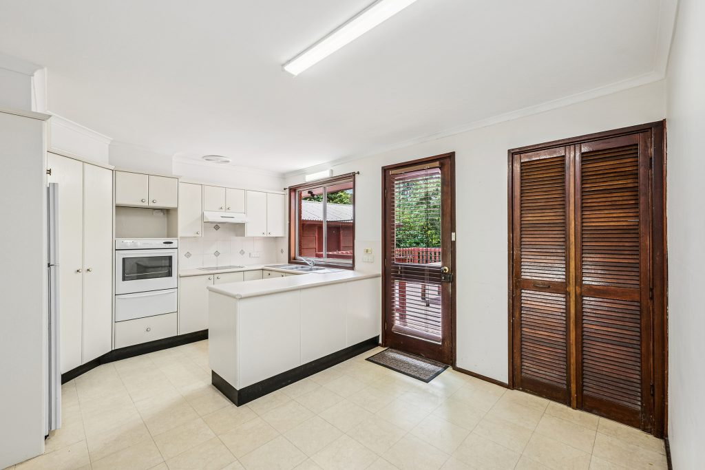 Sold - 230 Hawkesbury Road - New Property in Winmalee - Real Estate by Isla Czarnota