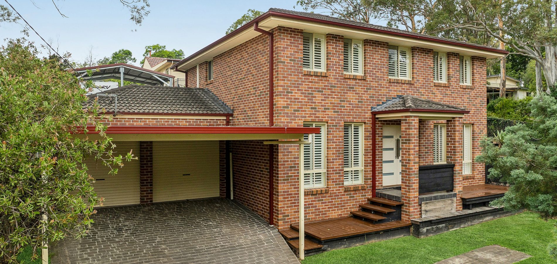 Sold - 16-18 Springfield Crescent - New Property in Springwood - Real Estate by Stewart Lamont