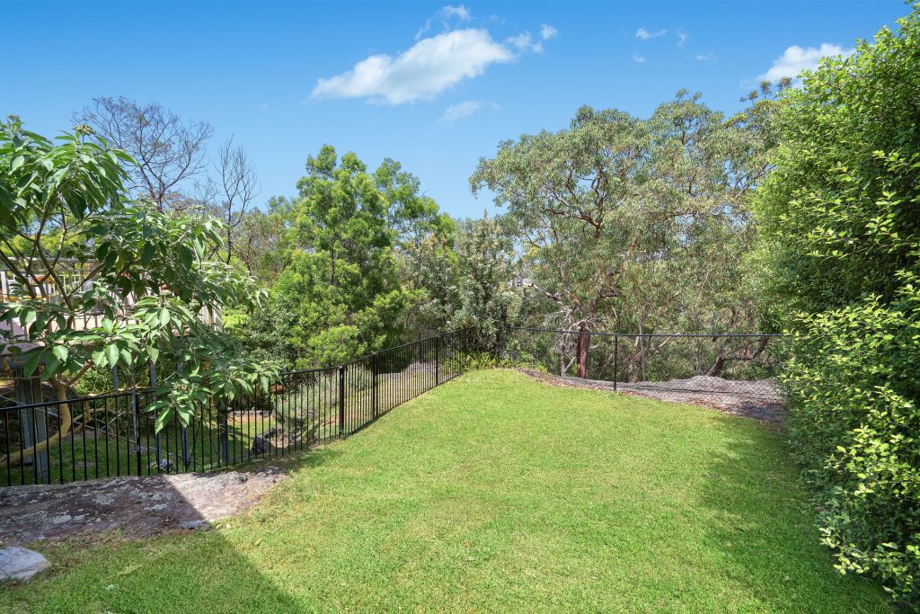 Sold - 31 Glenelgin Road - New Property in Winmalee - Real Estate by Isla Czarnota