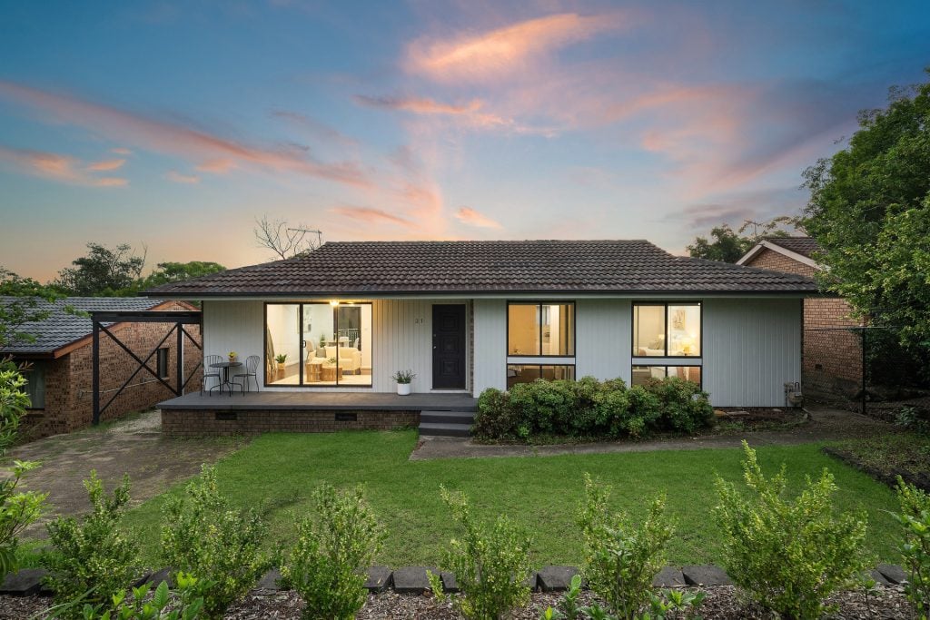 Sold - 31 Glenelgin Road - New Property in Winmalee - Real Estate by Isla Czarnota