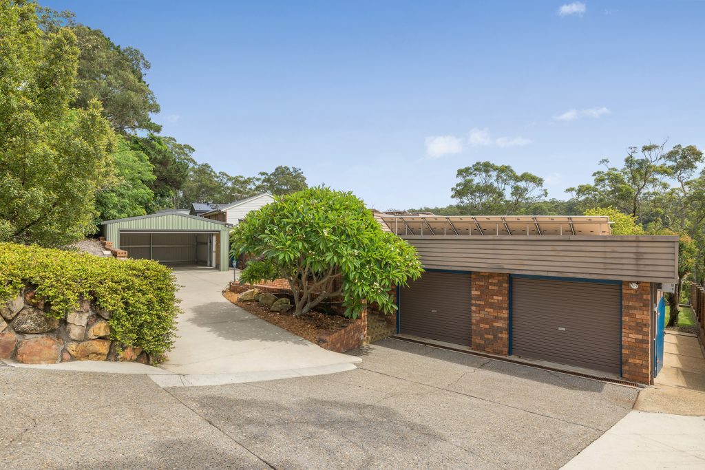 Sold - 26 Grand View Drive - New Property in Mount Riverview - Real Estate by Stewart Lamont