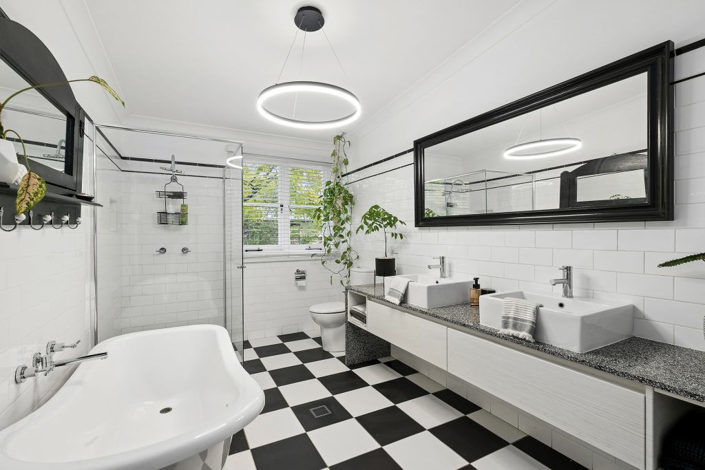 Sold - 364 Macquarie Road - New Property in Springwood - Real Estate by Stewart Lamont