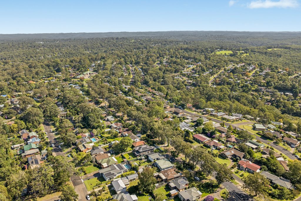 Sold - 40 Reid Road - New Property in Winmalee - Real Estate by Isla Czarnota
