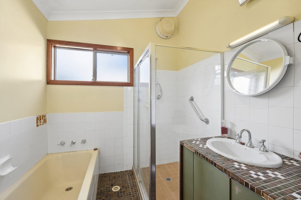 Sold - 4 Florabella Street - New Property in Warrimoo - Real Estate by Stewart Lamont