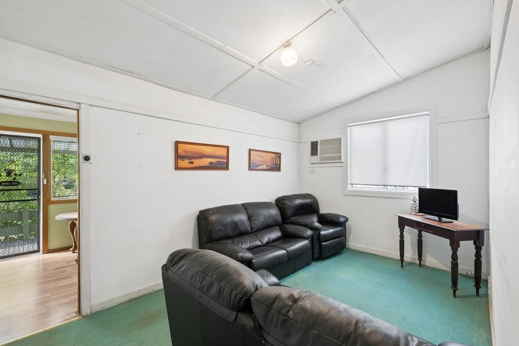 Sold - 4 Florabella Street - New Property in Warrimoo - Real Estate by Stewart Lamont