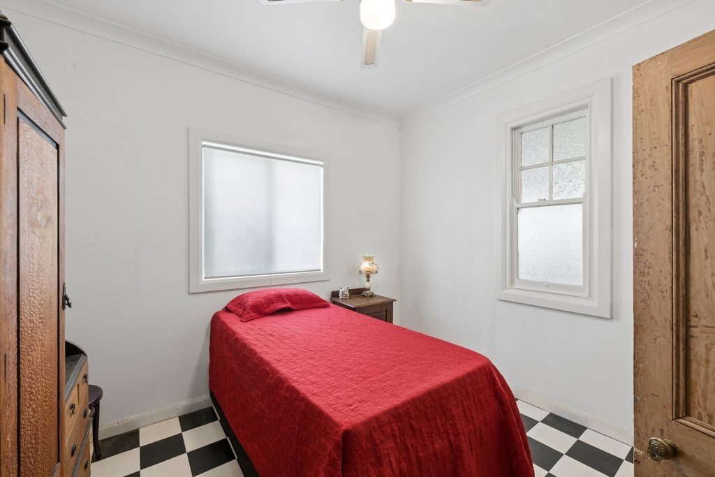 Sold - 4 Florabella Street - New Property in Warrimoo - Real Estate by Stewart Lamont