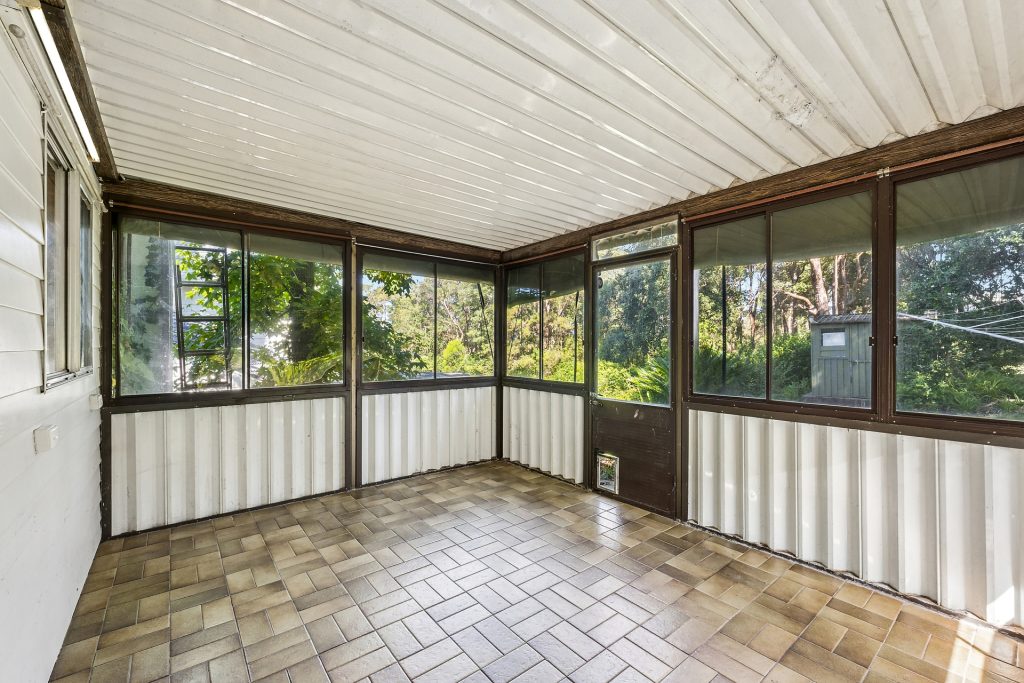 Sold - 11 The Mall - New Property in Warrimoo - Real Estate by Stewart Lamont