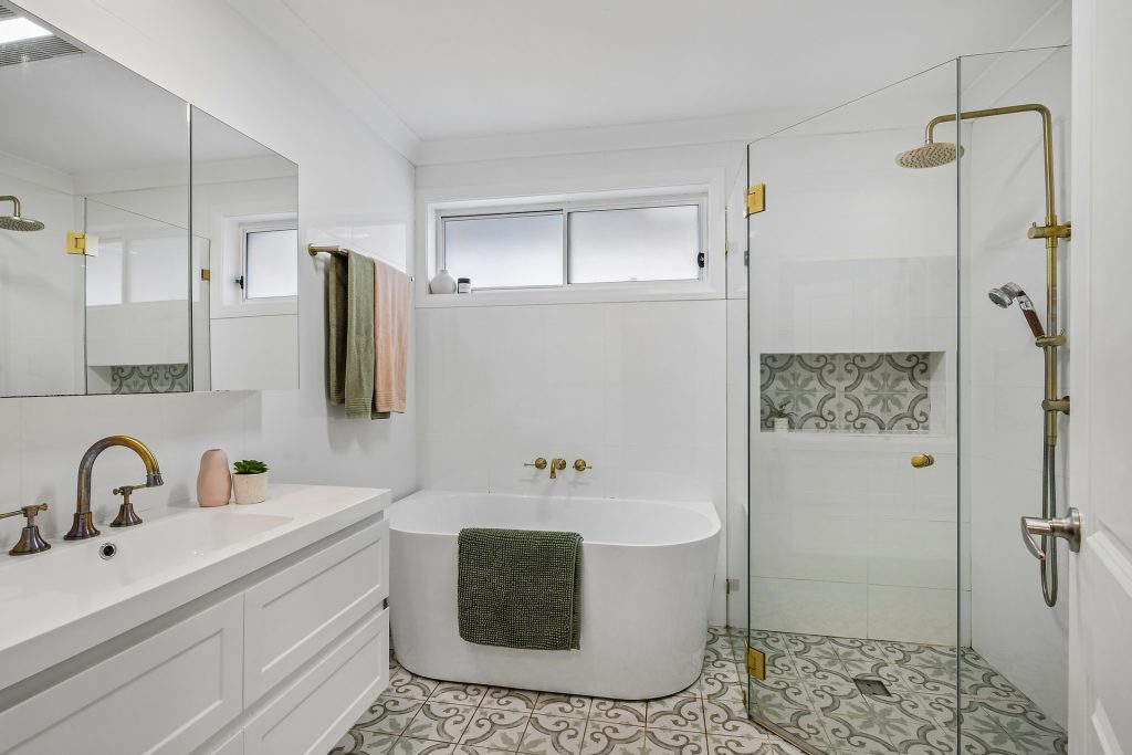 Sold - 85 Burns Road - New Property in Springwood - Real Estate by Stewart Lamont