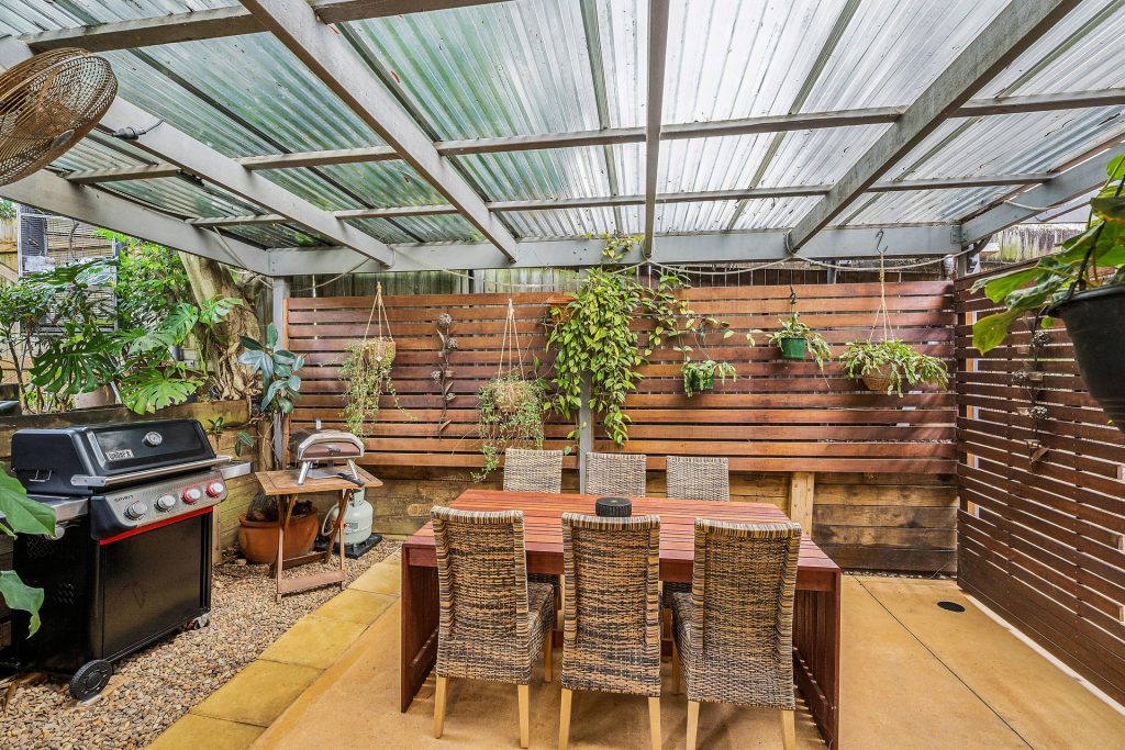 Sold - 7 Ellison Road - New Property in Springwood - Real Estate by Stewart Lamont