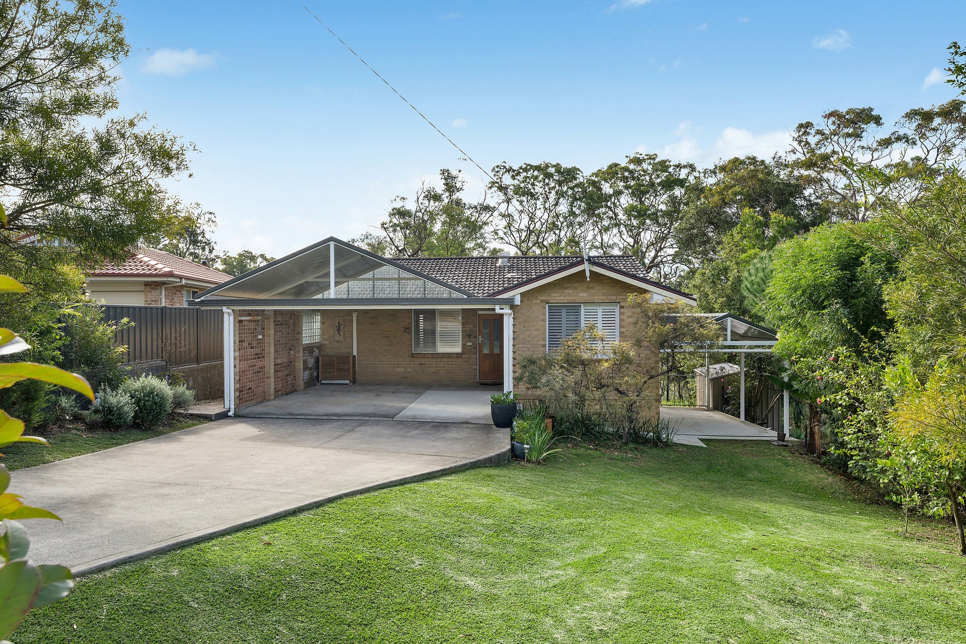 For Sale - 76 Huntley Grange Road - New Property in Springwood - Real Estate by Stewart Lamont