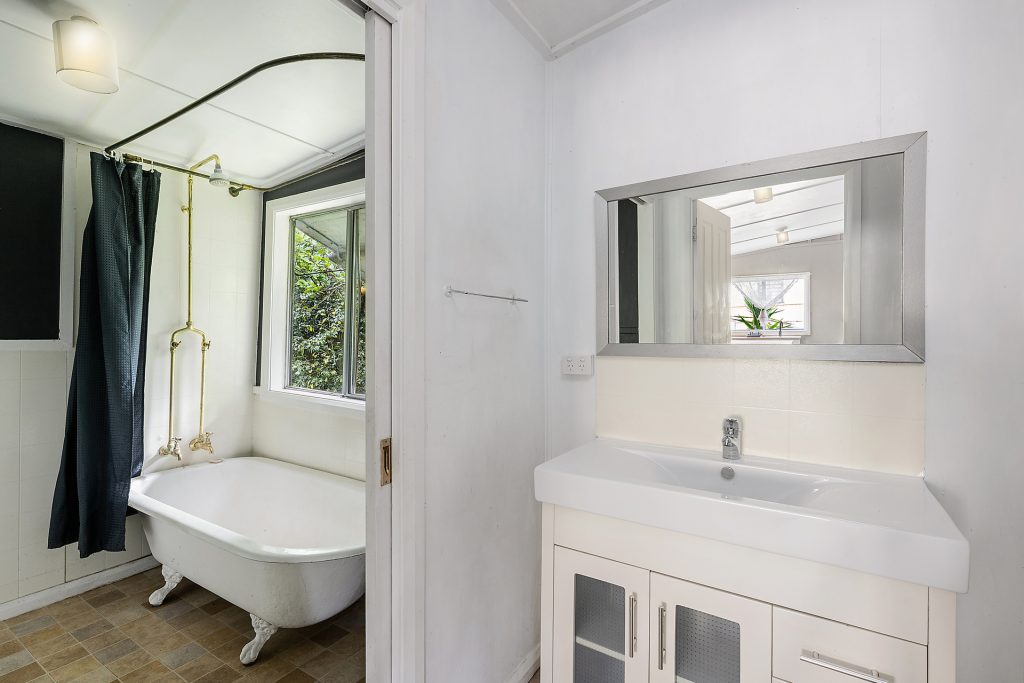 Sold - 12 Birdwood Parade - New Property in Hazelbrook - Real Estate by Stewart Lamont