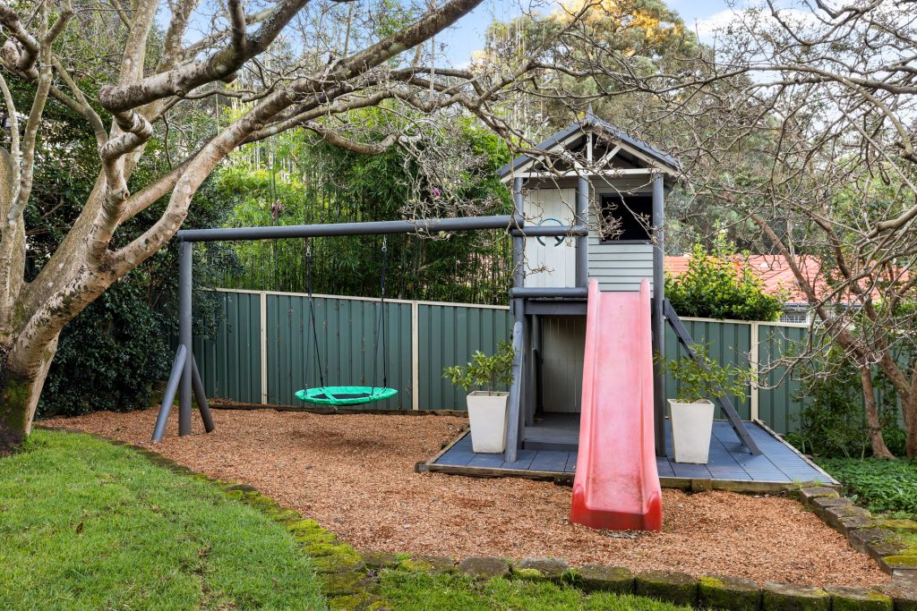 Sold - 8 Heather Road - New Property in Winmalee - Real Estate by Isla Czarnota