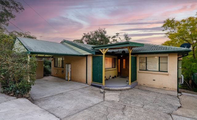 For Sale - 72 Singles Ridge Road - New Property in Winmalee - Real Estate by Isla Czarnota