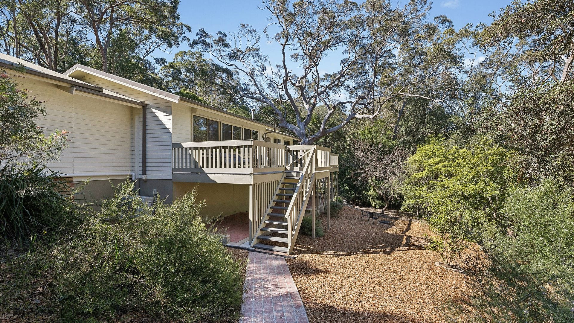 For Sale - 11 Waratah Road - New Property in Warrimoo - Real Estate by Stewart Lamont