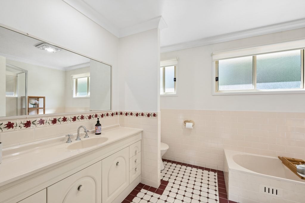 For Sale - 11 Waratah Road - New Property in Warrimoo - Real Estate by Stewart Lamont