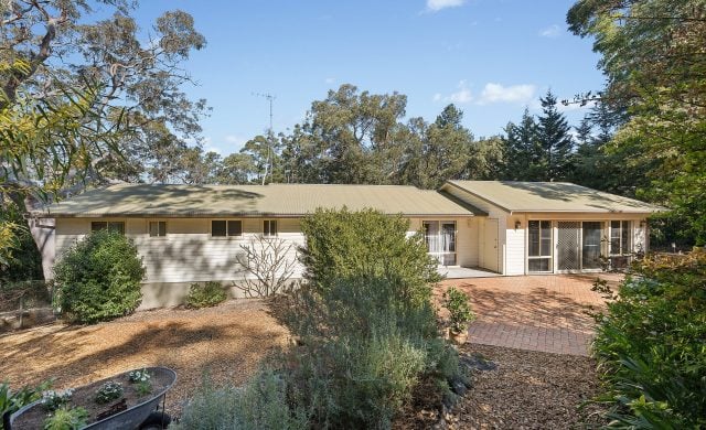 For Sale - 11 Waratah Road - New Property in Warrimoo - Real Estate by Stewart Lamont