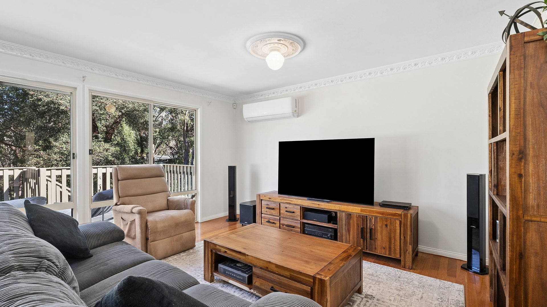 For Sale - 11 Waratah Road - New Property in Warrimoo - Real Estate by Stewart Lamont