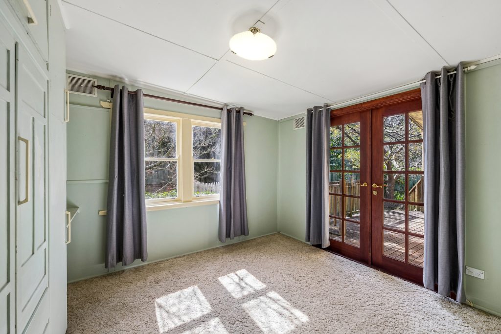For Sale - 6 Plateau Parade - New Property in Blaxland - Real Estate by Stewart Lamont