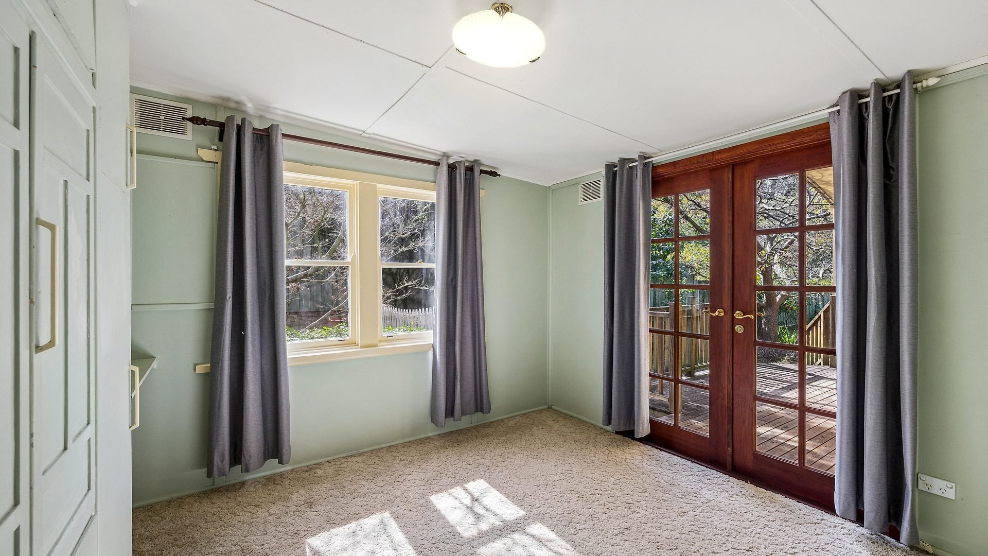 For Sale - 6 Plateau Parade - New Property in Blaxland - Real Estate by Stewart Lamont