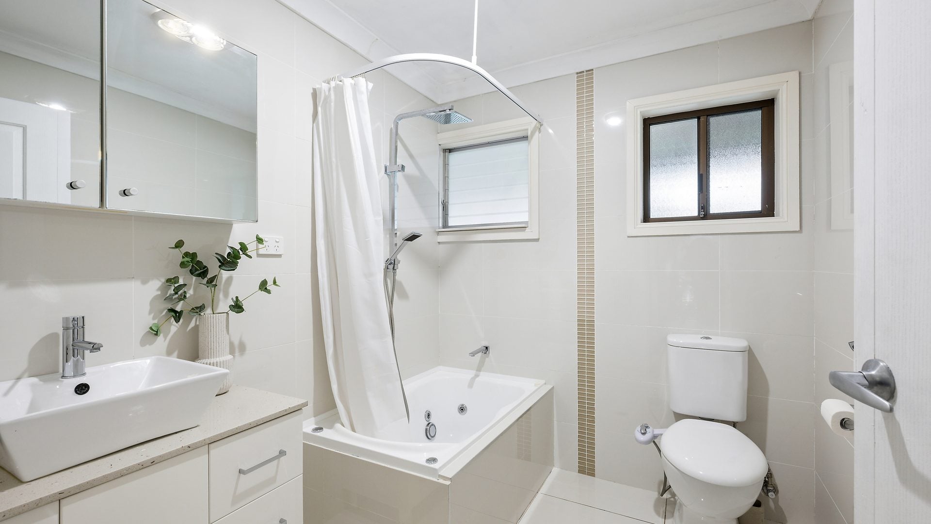 For Rent - 804 Hawkesbury Road - New Property in Hawkesbury Heights - Real Estate by Kristy Leverton
