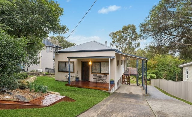 For Sale - 72 Railway Parade - New Property in Warrimoo - Real Estate by Stewart Lamont