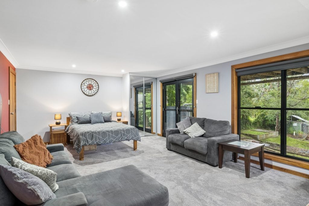 For Sale - 72 Railway Parade - New Property in Warrimoo - Real Estate by Stewart Lamont