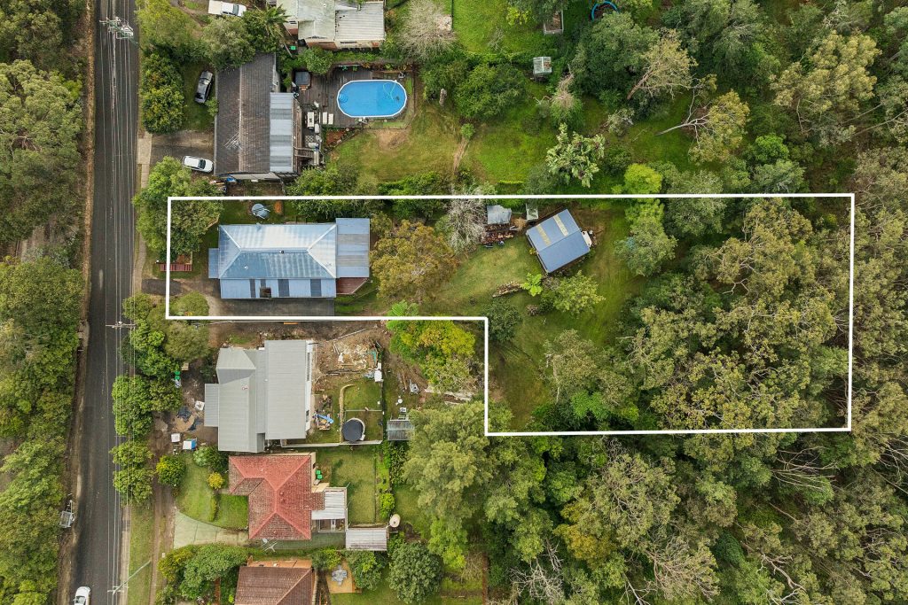 For Sale - 72 Railway Parade - New Property in Warrimoo - Real Estate by Stewart Lamont