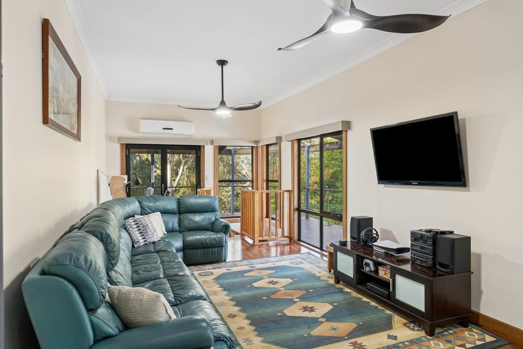 For Sale - 72 Railway Parade - New Property in Warrimoo - Real Estate by Stewart Lamont