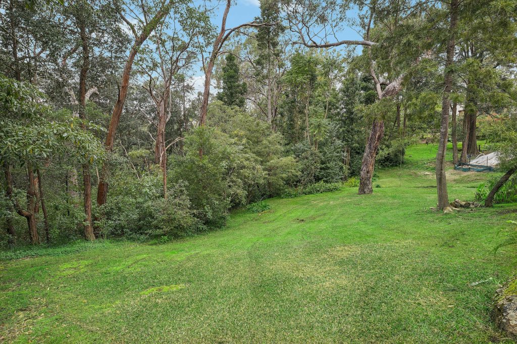 For Sale - 72 Railway Parade - New Property in Warrimoo - Real Estate by Stewart Lamont