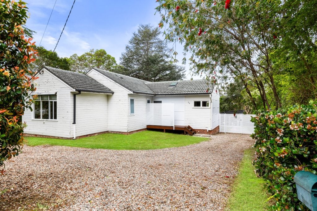 For Sale - 26 The Boulevarde - New Property in Warrimoo - Real Estate by Isla Czarnota