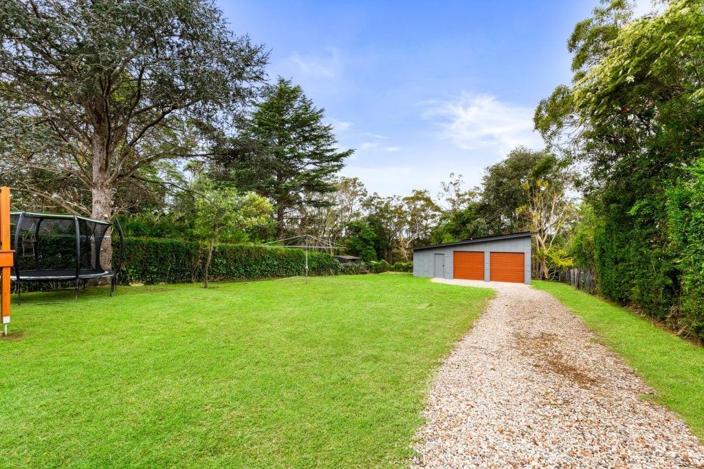 For Sale - 26 The Boulevarde - New Property in Warrimoo - Real Estate by Isla Czarnota