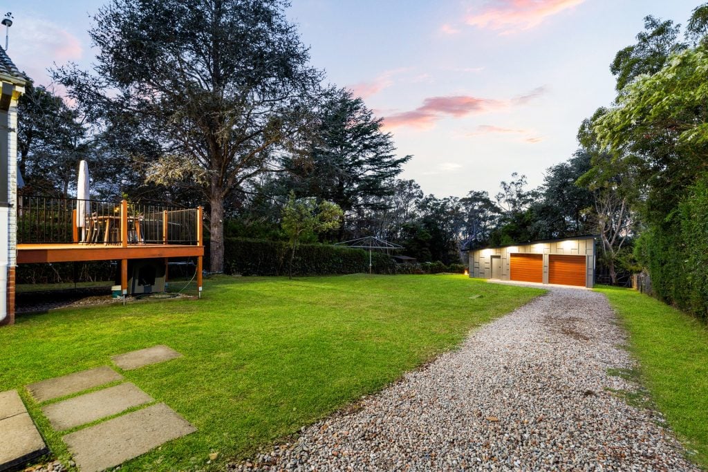 For Sale - 26 The Boulevarde - New Property in Warrimoo - Real Estate by Isla Czarnota