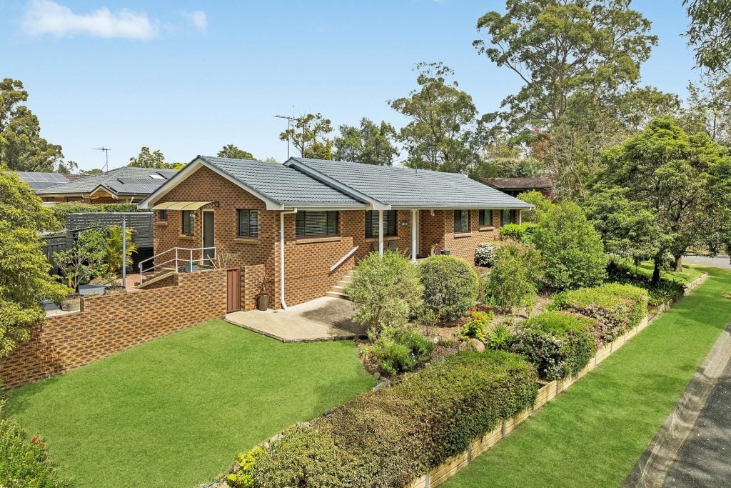 For Sale - 2 Barina Place - New Property in Blaxland - Real Estate by Stewart Lamont