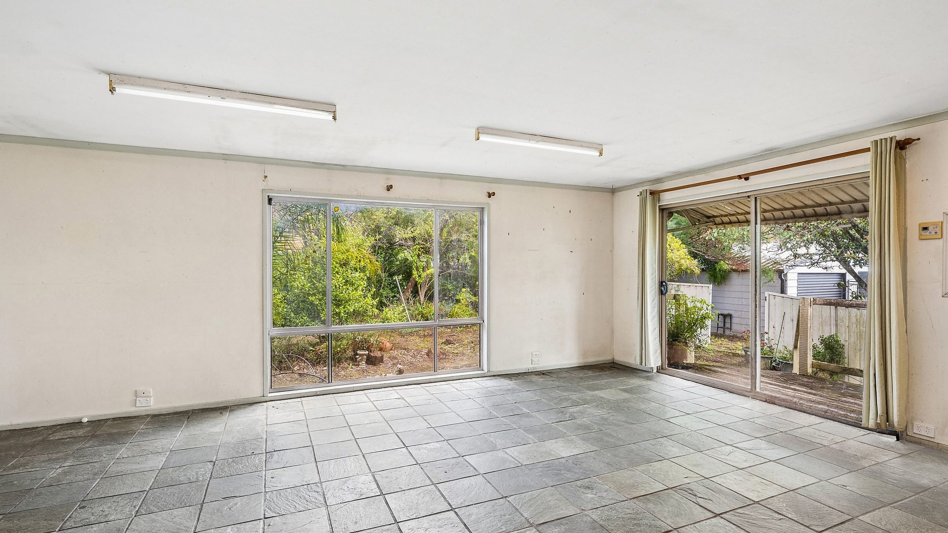 For Sale - 48 Muru Avenue - New Property in Winmalee - Real Estate by Stewart Lamont
