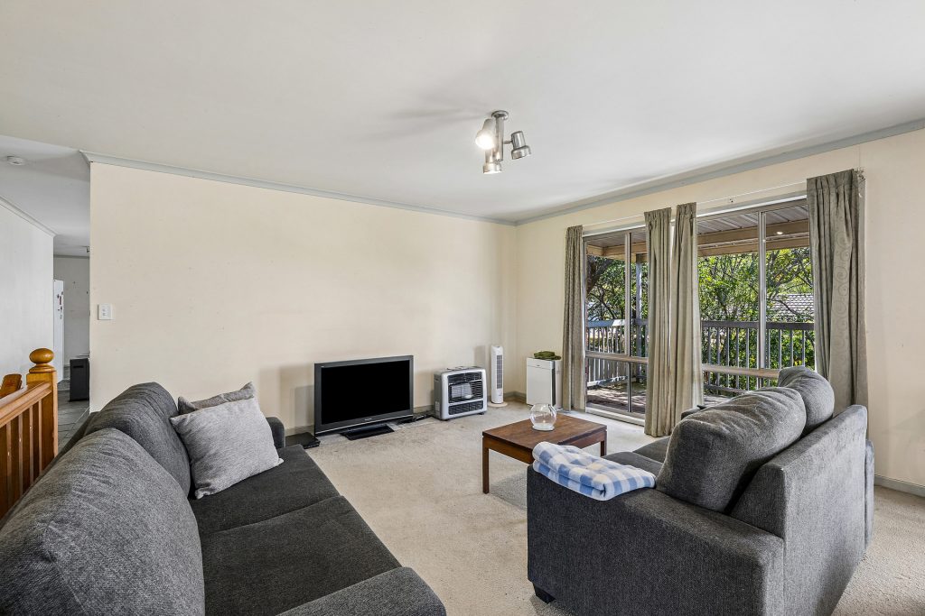 For Sale - 48 Muru Avenue - New Property in Winmalee - Real Estate by Stewart Lamont