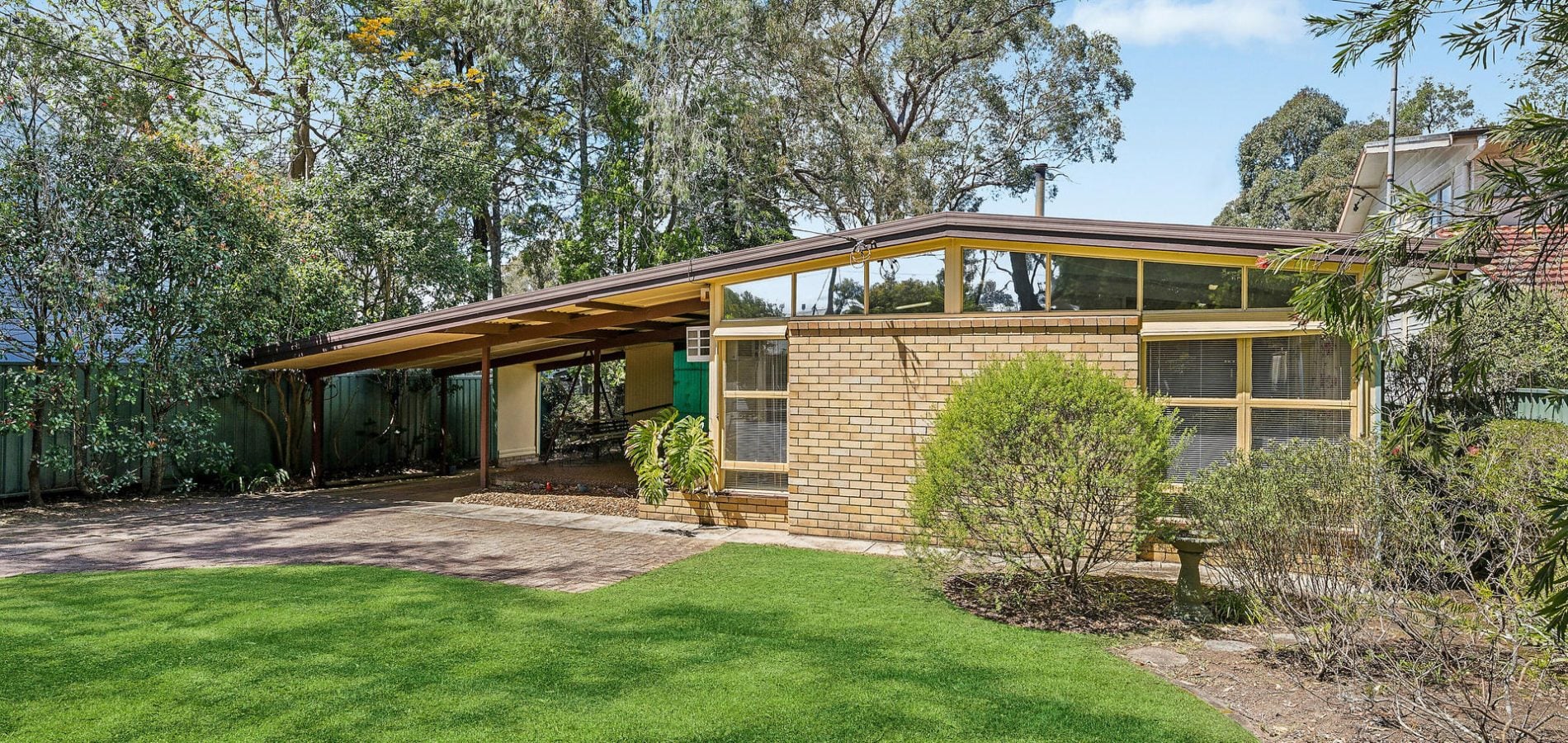 For Sale - 2 Clifton Avenue - New Property in Glenbrook - Real Estate by Stewart Lamont