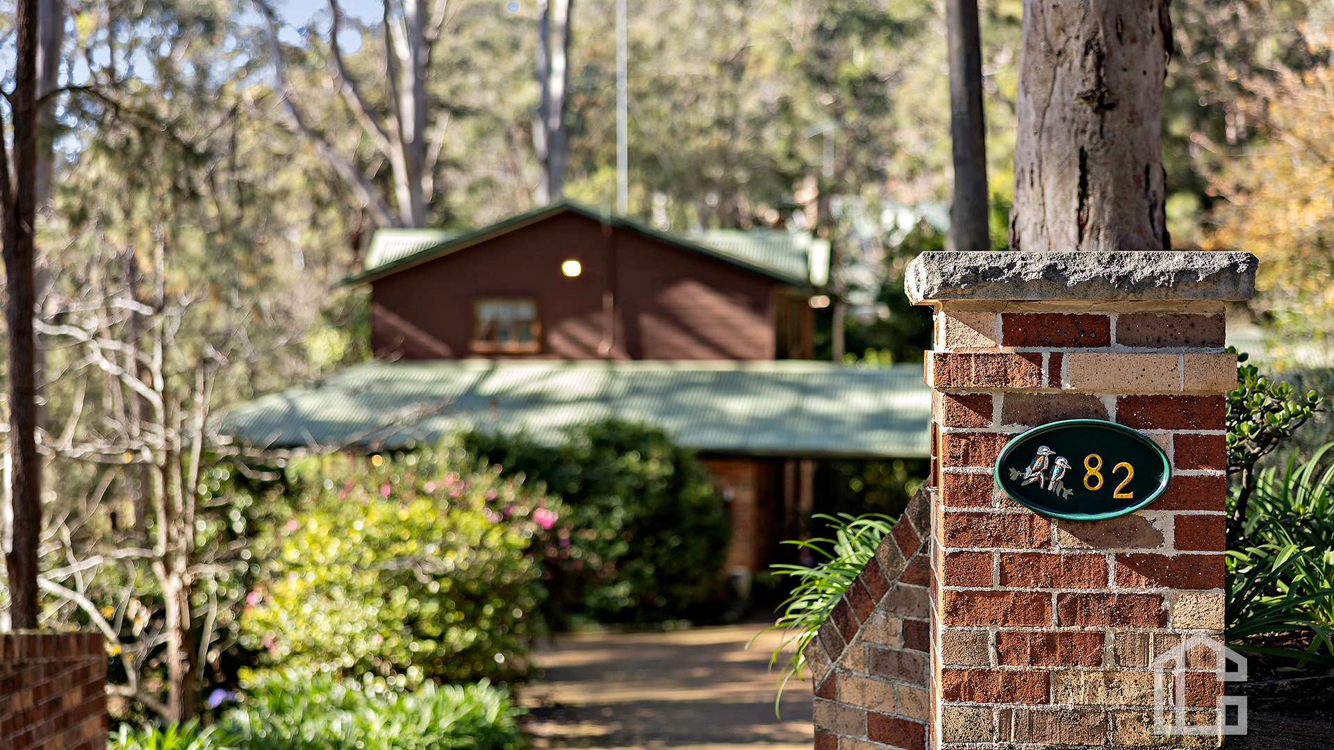 82 Ridgeway Crescent