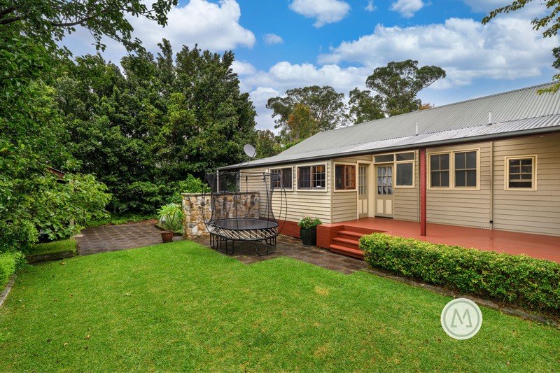 4 Lennox Street