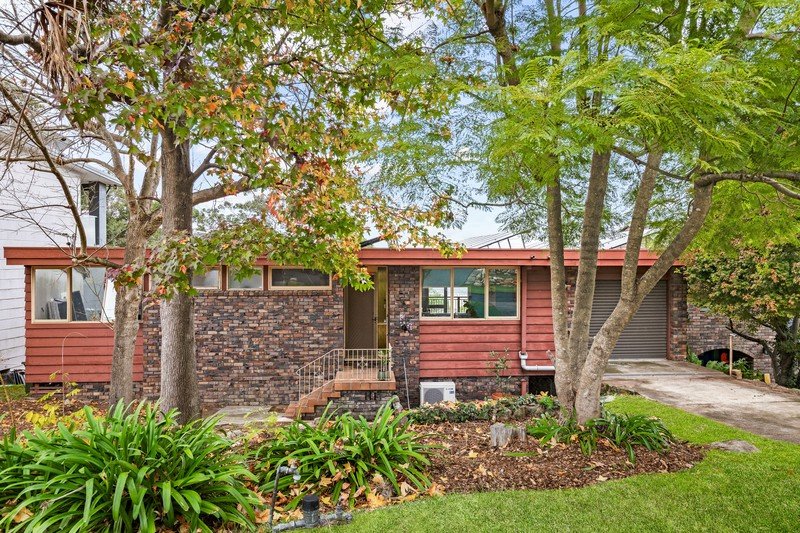 4 Plains View Crescent